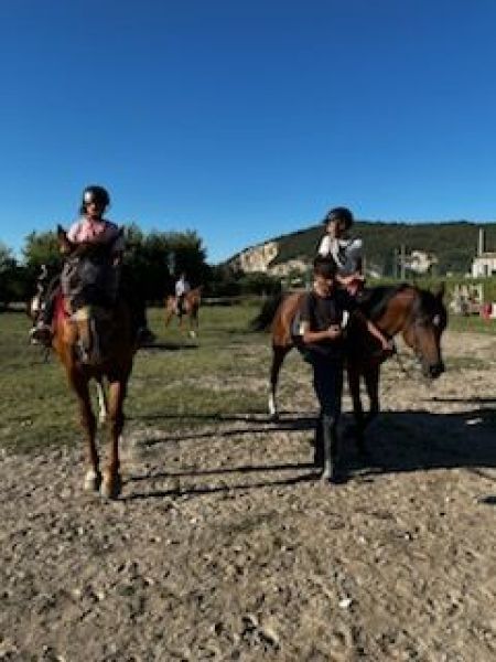 Une initiation à l'équitation proposé aux enfants tout l'été !